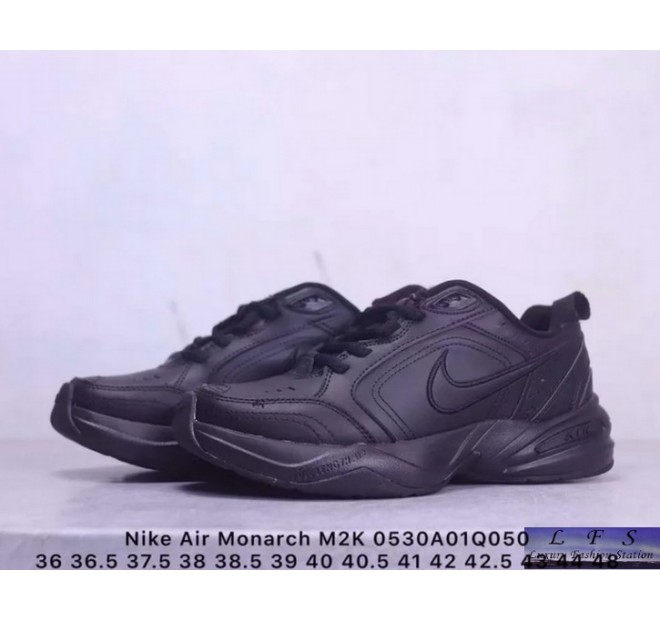 NIKE 真皮運動鞋