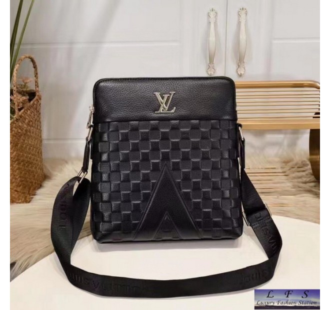 LV 真皮單肩包 尺寸26x28x6