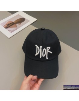 Dior 新款帽子